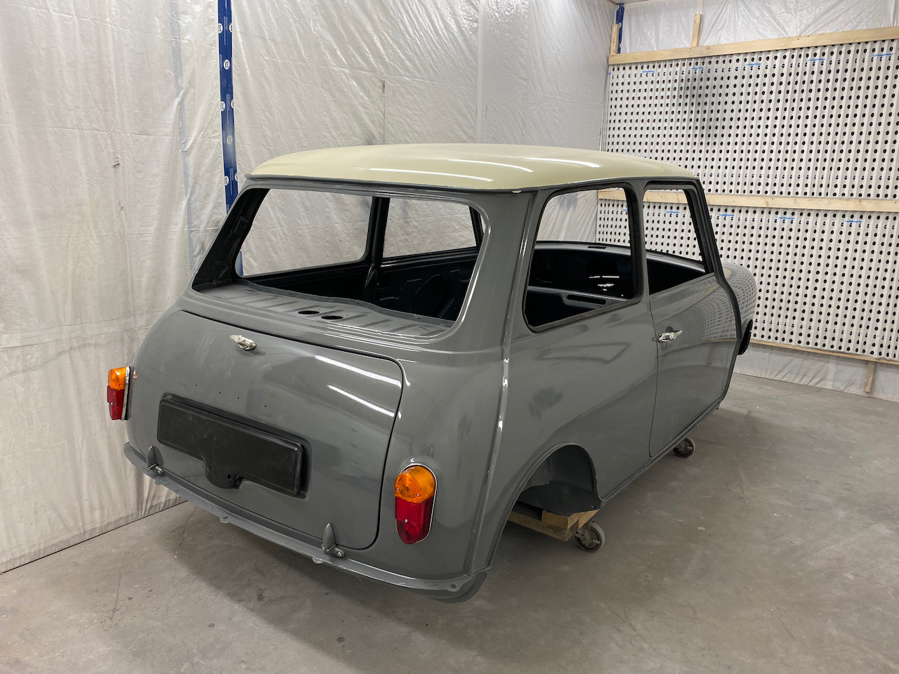 images/new_225_rear_body_complete.jpeg