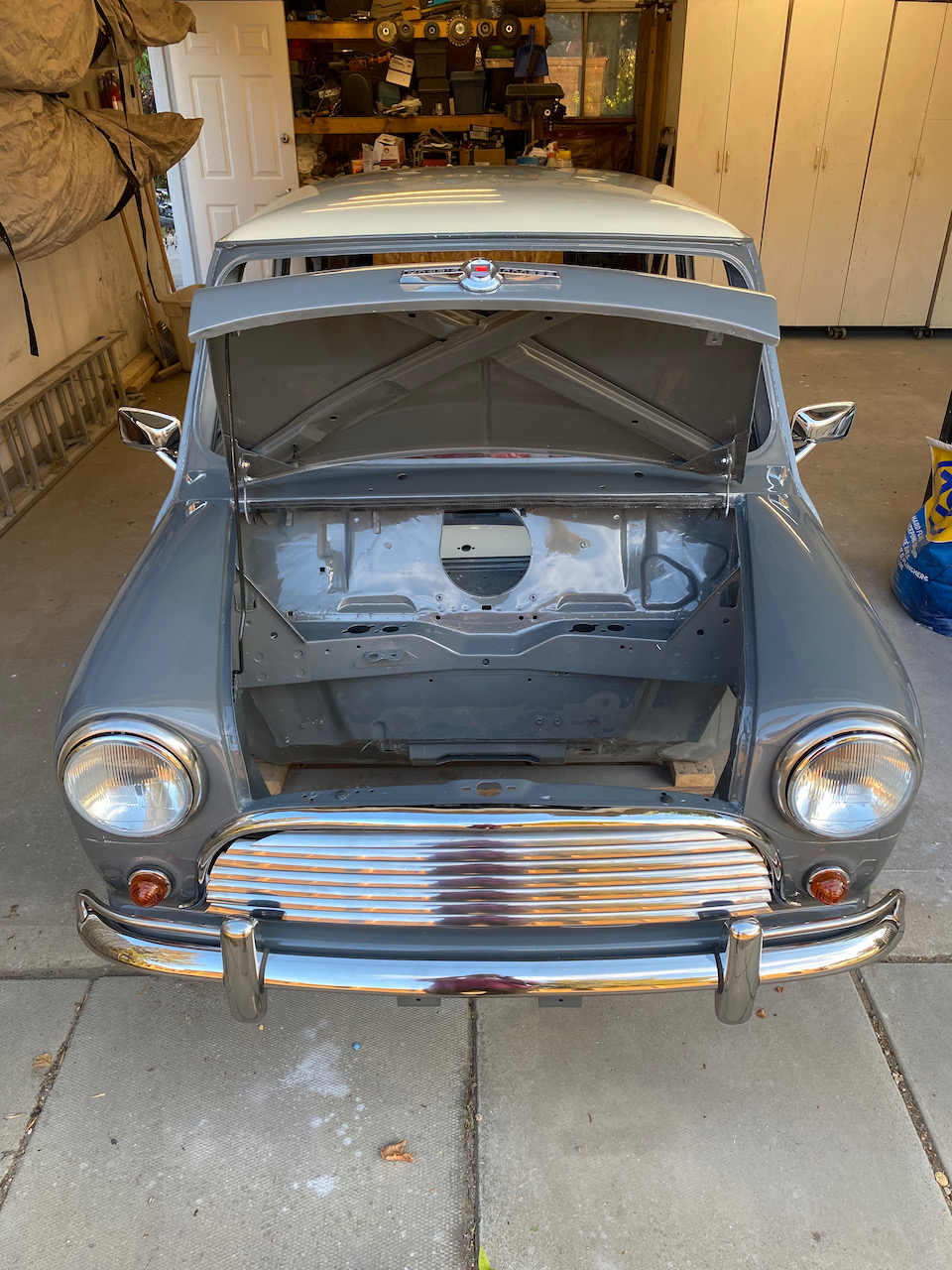 images/new_234_lights_hood_open.jpeg